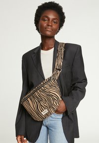 Сумка на пояс