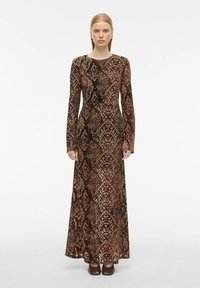 Платье макси