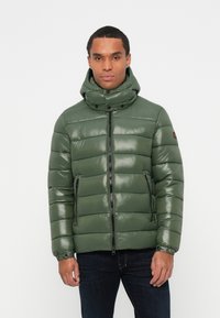 Зимняя куртка Зимняя куртка