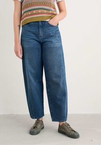 Джинсы Джинсы