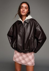 Кожаная куртка