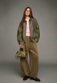 Кожаная куртка