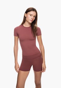 Футболка Футболка