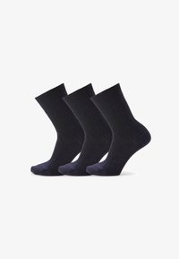 Спортивные носки