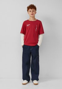 Джинсы Джинсы