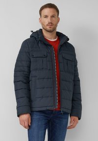 Зимняя куртка