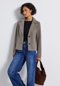 Куртка Куртка