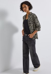 Блузка-рубашка Блузка-рубашка