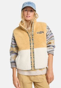 Флисовая куртка Флисовая куртка