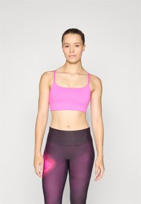 Спортивный бюстгальтер