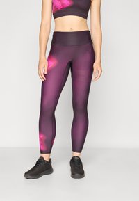 Спортивные штаны