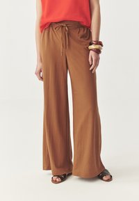 Широкие брюки