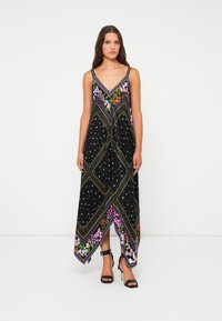 Пляжное платье