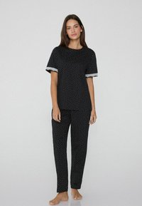 Пижама Пижама