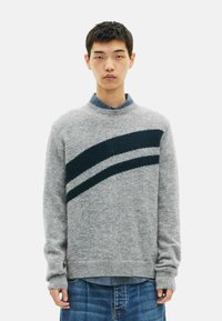 Пуловер Пуловер