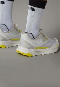 Беговые кроссовки