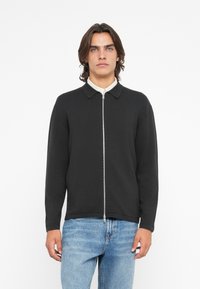 Вязаная кофта Вязаная кофта