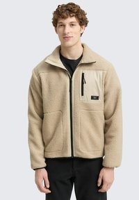 Флисовая куртка