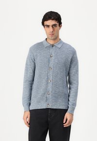 Вязаная кофта Вязаная кофта