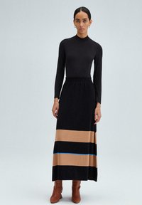 Длинная юбка