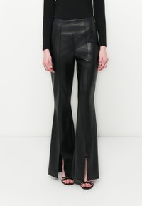 Твинсет Твинсет