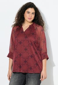 Блузка Блузка