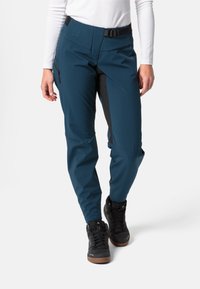 Спортивные штаны