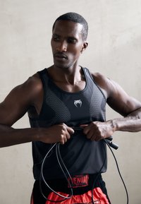 Майка Майка