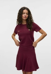 Футболка Футболка