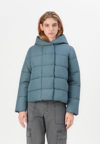 Зимняя куртка Зимняя куртка