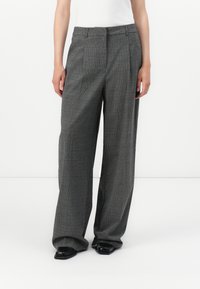 Прямые брюки