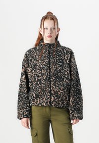 Флисовая куртка Флисовая куртка