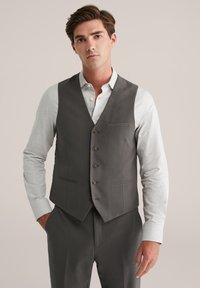 Жилет Жилет