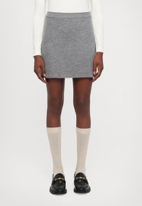 Юбка-карандаш