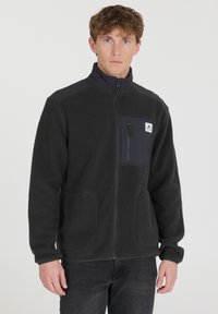 Флисовая куртка