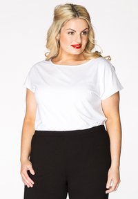 Футболка Футболка