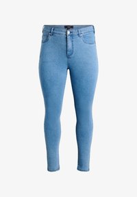 Узкие джинсы