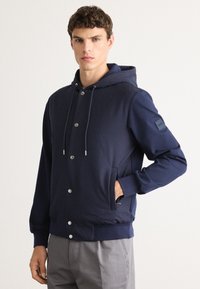 Куртка Куртка