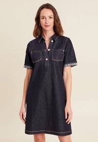 Джинсовое платье