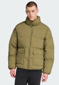 Зимняя куртка