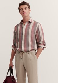 Рубашка Рубашка