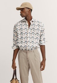 Рубашка Рубашка