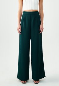 Брюки Брюки