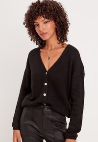 Кардиган Кардиган