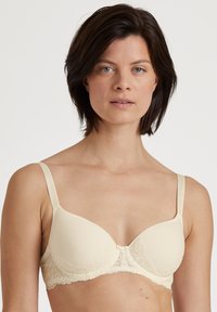 Бюстгальтер на косточках