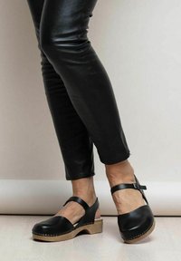 Клоги Клоги