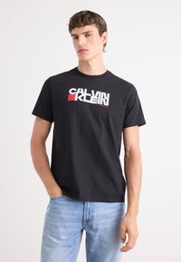 Футболка Футболка