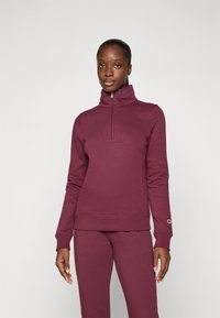 Спортивная толстовка