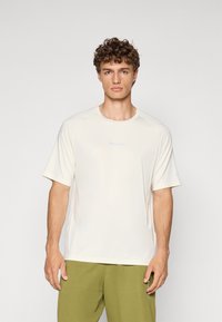 Спортивная майка