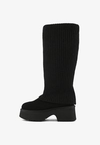 Сапоги на платформе